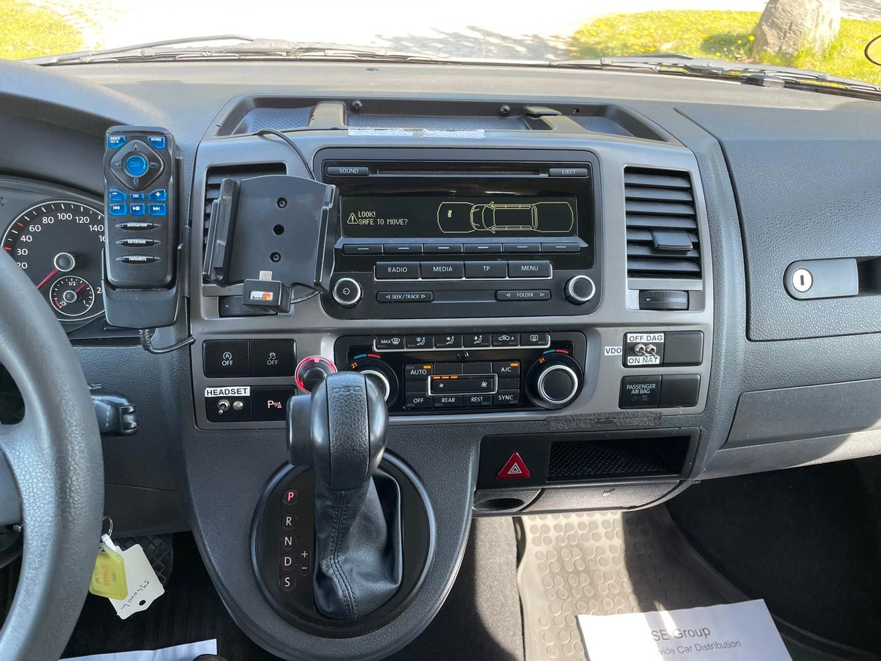 Transport de personnes Volkswagen T5 Transporter Bus Caravelle Comfortline lang: photos 15