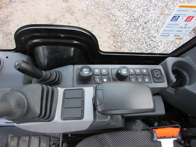 Crédit-bail de Cat 301.8 Minibagger 24.500 EUR Cat 301.8 Minibagger 24.500 EUR: photos 10