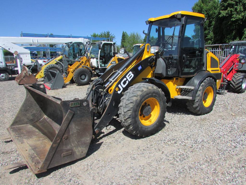JCB 409 Radlader 29.000 EUR - Chargeuse sur pneus: photos 2 JCB 409 Radlader 29.000 EUR - Chargeuse sur pneus: photos 2