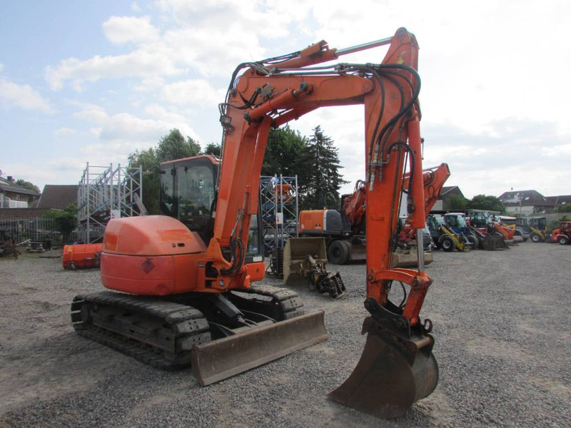 Komatsu PC 80 MR-3 /31.000 EUR - Mini pelle: photos 3 Komatsu PC 80 MR-3 /31.000 EUR - Mini pelle: photos 3