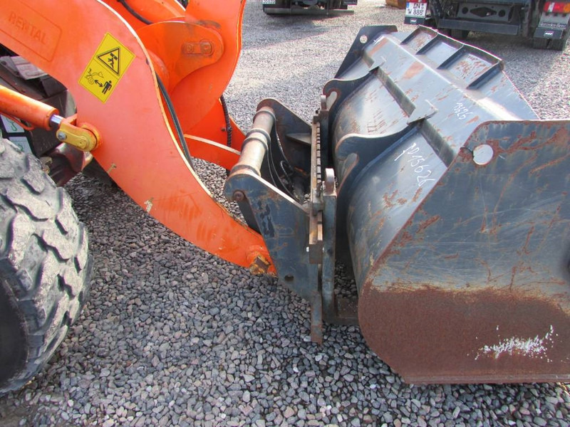 Komatsu WA 100 M-7 Radlader 29.000 EUR - Chargeuse sur pneus: photos 5 Komatsu WA 100 M-7 Radlader 29.000 EUR - Chargeuse sur pneus: photos 5