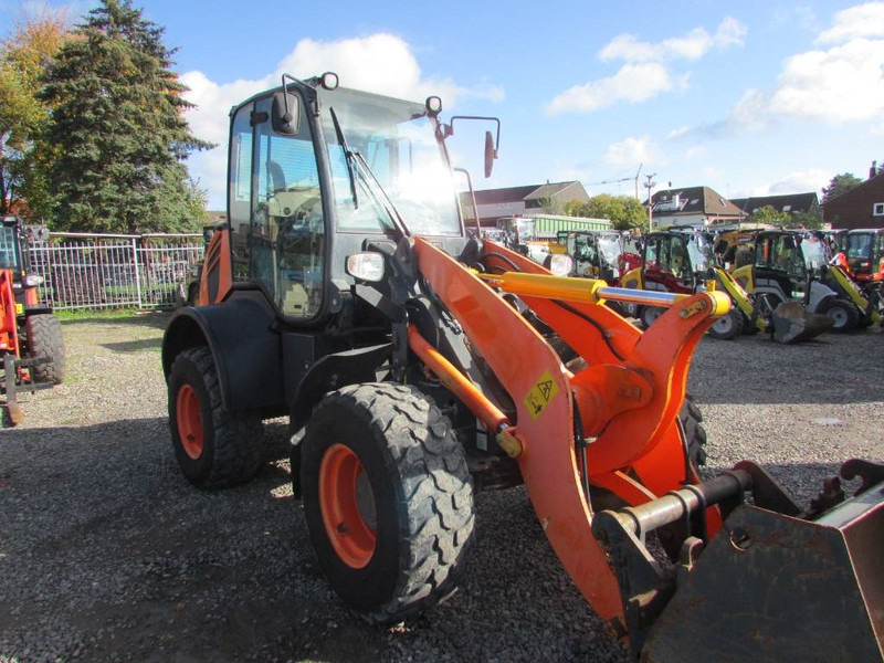 Komatsu WA 100 M-7 Radlader 29.000 EUR - Chargeuse sur pneus: photos 3 Komatsu WA 100 M-7 Radlader 29.000 EUR - Chargeuse sur pneus: photos 3