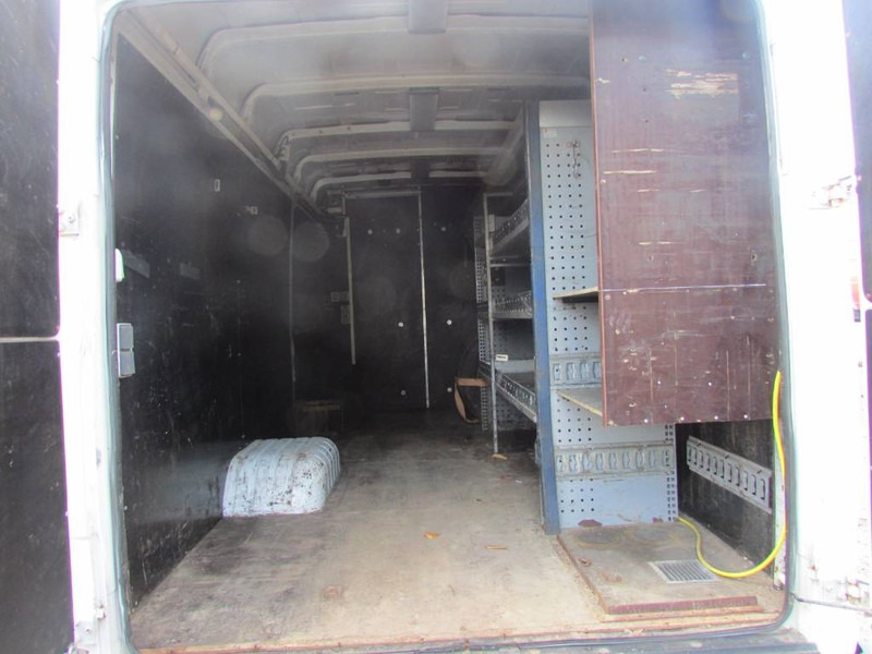 Mercedes-Benz 813 D Vario Kastenwagen - Fourgon utilitaire: photos 5 Mercedes-Benz 813 D Vario Kastenwagen - Fourgon utilitaire: photos 5