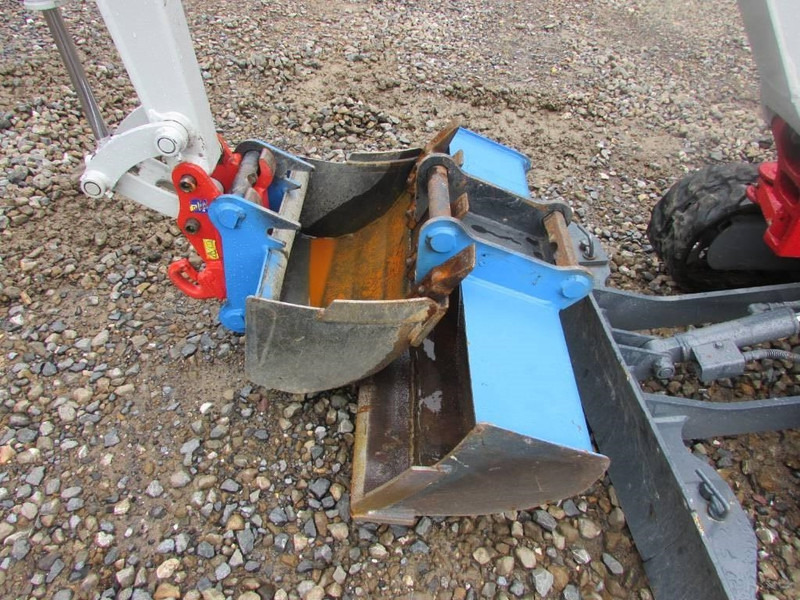 Takeuchi TB 210 R Minibagger 18.000 EUR - Mini pelle: photos 2 Takeuchi TB 210 R Minibagger 18.000 EUR - Mini pelle: photos 2