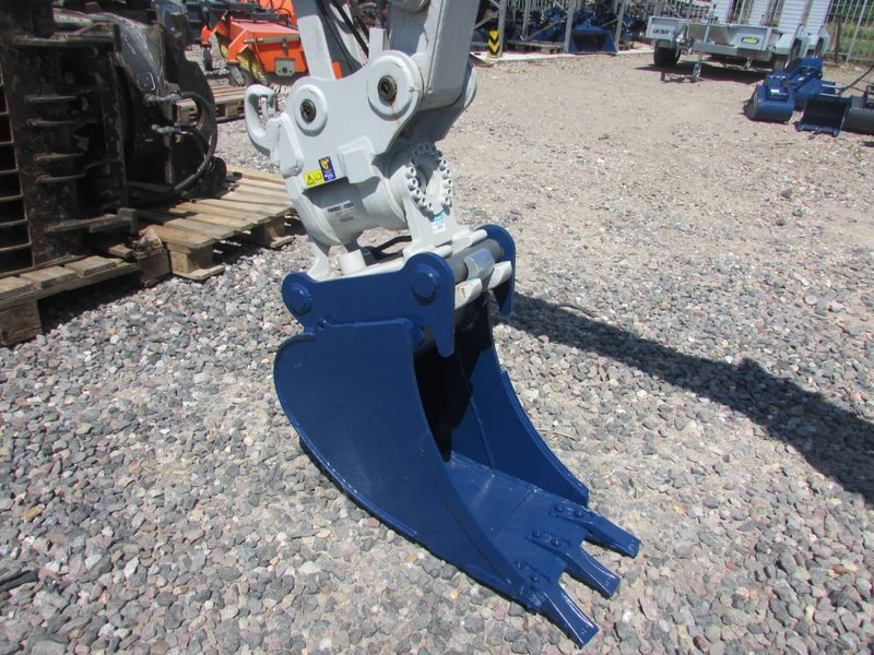 Takeuchi TB 225 Minibagger 42.500 EUR - Mini pelle: photos 3 Takeuchi TB 225 Minibagger 42.500 EUR - Mini pelle: photos 3