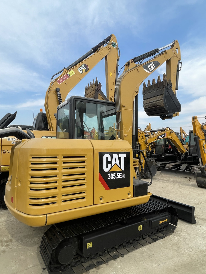 CATERPILLAR 305.5E2 - Mini pelle: photos 1 CATERPILLAR 305.5E2 - Mini pelle: photos 1