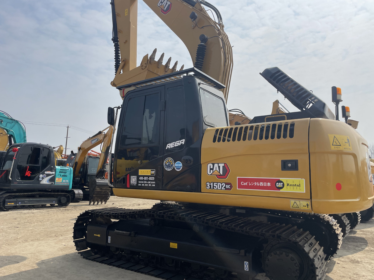 CATERPILLAR 315D2GC - Pelle sur chenille: photos 1 CATERPILLAR 315D2GC - Pelle sur chenille: photos 1