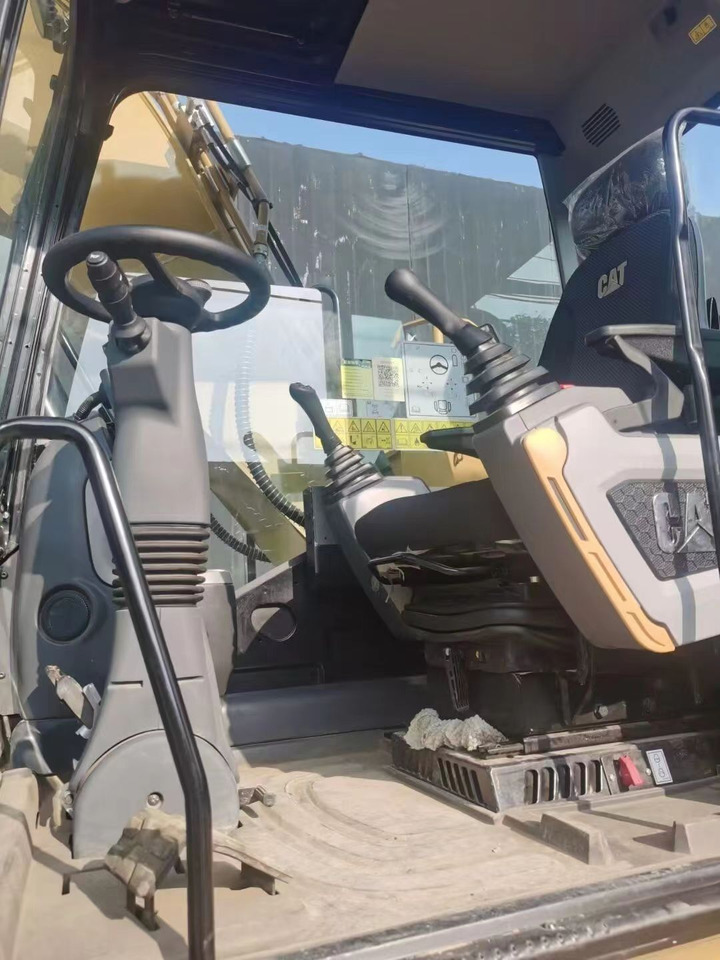 CATERPILLAR M315GC - Pelle sur pneus: photos 4 CATERPILLAR M315GC - Pelle sur pneus: photos 4