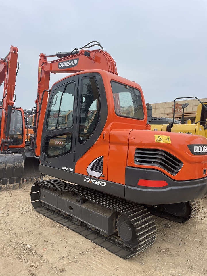 DOOSAN DX80 - Pelle sur chenille: photos 4 DOOSAN DX80 - Pelle sur chenille: photos 4
