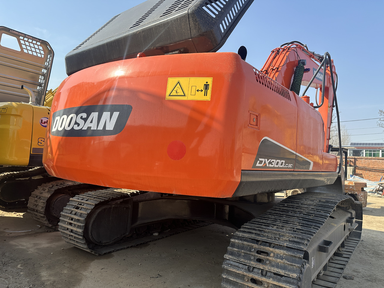 Pelle sur chenille Doosan DX300-9C: photos 6