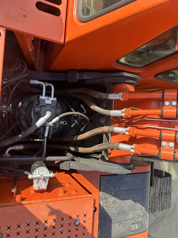 Pelle sur chenille Doosan DX300-9C: photos 8