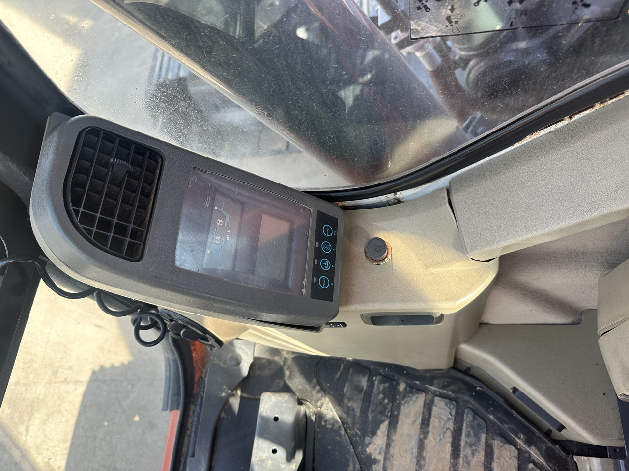 Pelle sur chenille Doosan DX300-9C: photos 12