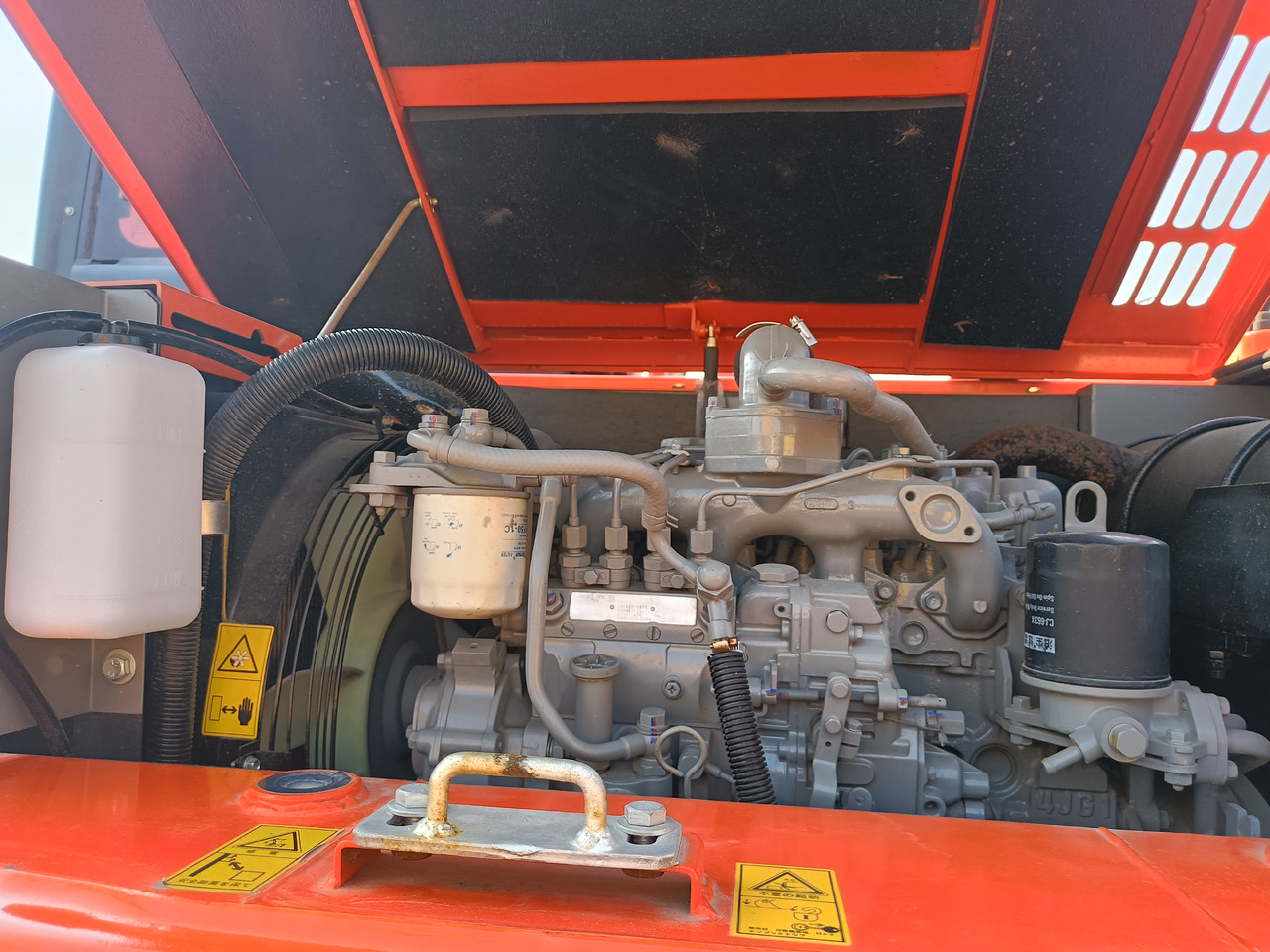 HITACHI ZX75 - Pelle sur chenille: photos 5 HITACHI ZX75 - Pelle sur chenille: photos 5