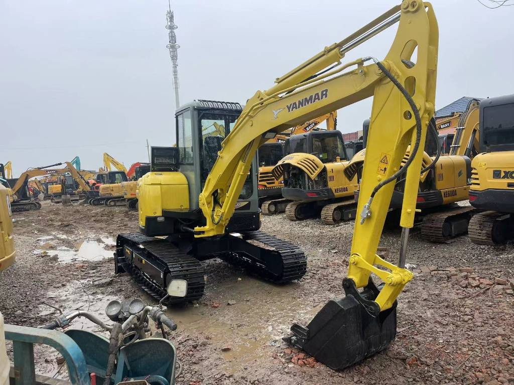 Yanmar Vio 55 - Mini pelle: photos 2 Yanmar Vio 55 - Mini pelle: photos 2