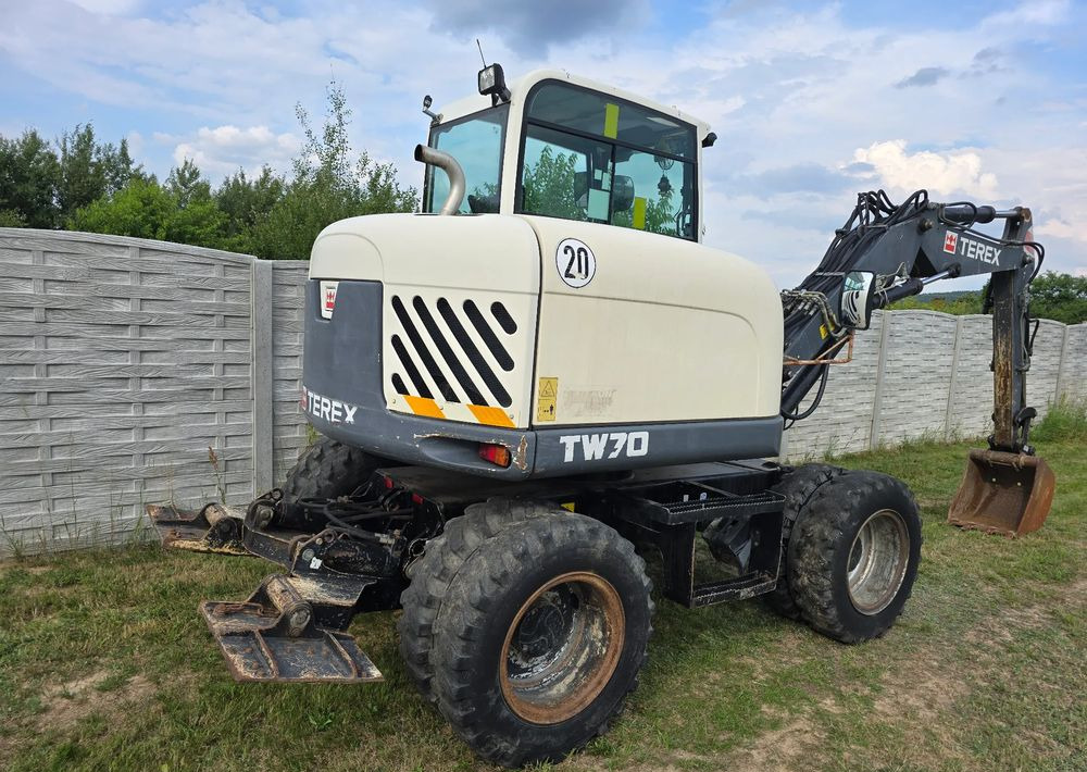 Pelle sur pneus Terex: photos 13