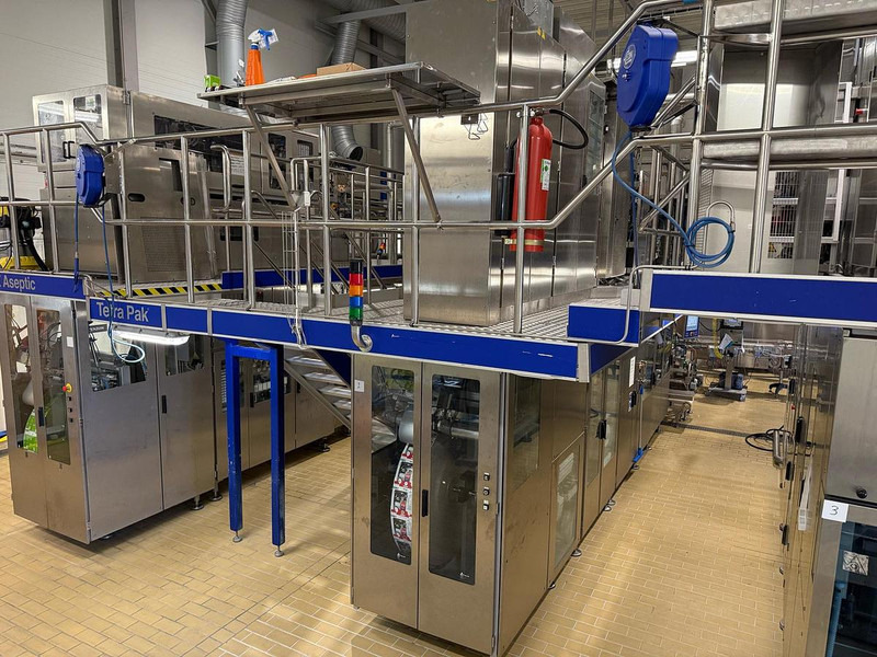 Engins de chantier Tetra Pak A3 Compact Flex: photos 1