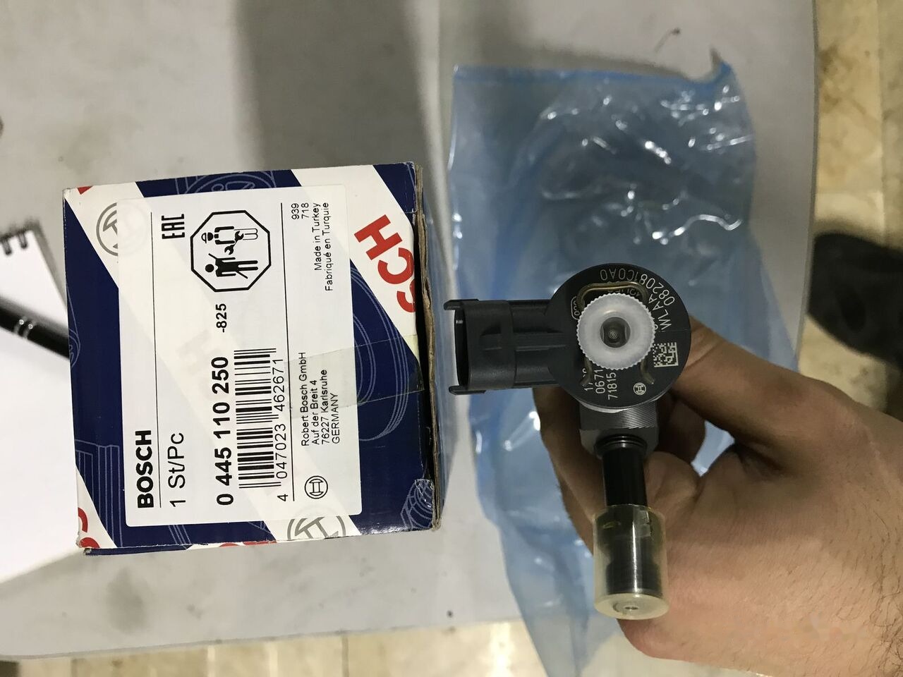 Bosch 2018 WLLA-13-H50 for Ford BOSCH automobile - Injecteur pour Voiture: photos 3 Bosch 2018 WLLA-13-H50 for Ford BOSCH automobile - Injecteur pour Voiture: photos 3