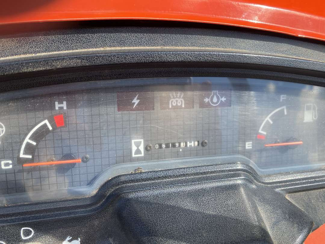 Motofaucheuse 2000 Kubota G1700//Sitteklipper med feier og oppsamler: photos 10 Motofaucheuse 2000 Kubota G1700//Sitteklipper med feier og oppsamler: photos 10