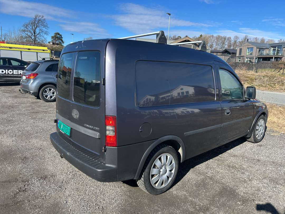 2005 Varebil OPEL COMBO CDTI EU-godkjent - Voiture: photos 3 2005 Varebil OPEL COMBO CDTI EU-godkjent - Voiture: photos 3