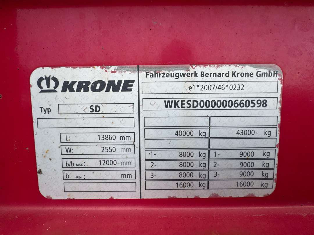 2015 KRONE Profi Line / MEGA / Curtain / Lifting roof - Semi-remorque rideaux coulissants: photos 5 2015 KRONE Profi Line / MEGA / Curtain / Lifting roof - Semi-remorque rideaux coulissants: photos 5
