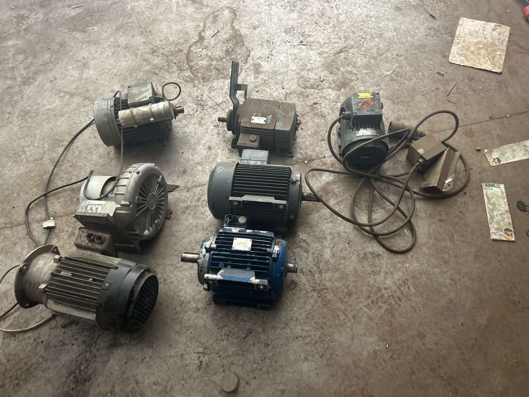 7 stk. elektromotorer (uten minstepris) - Équipement de garage: photos 2 7 stk. elektromotorer (uten minstepris) - Équipement de garage: photos 2