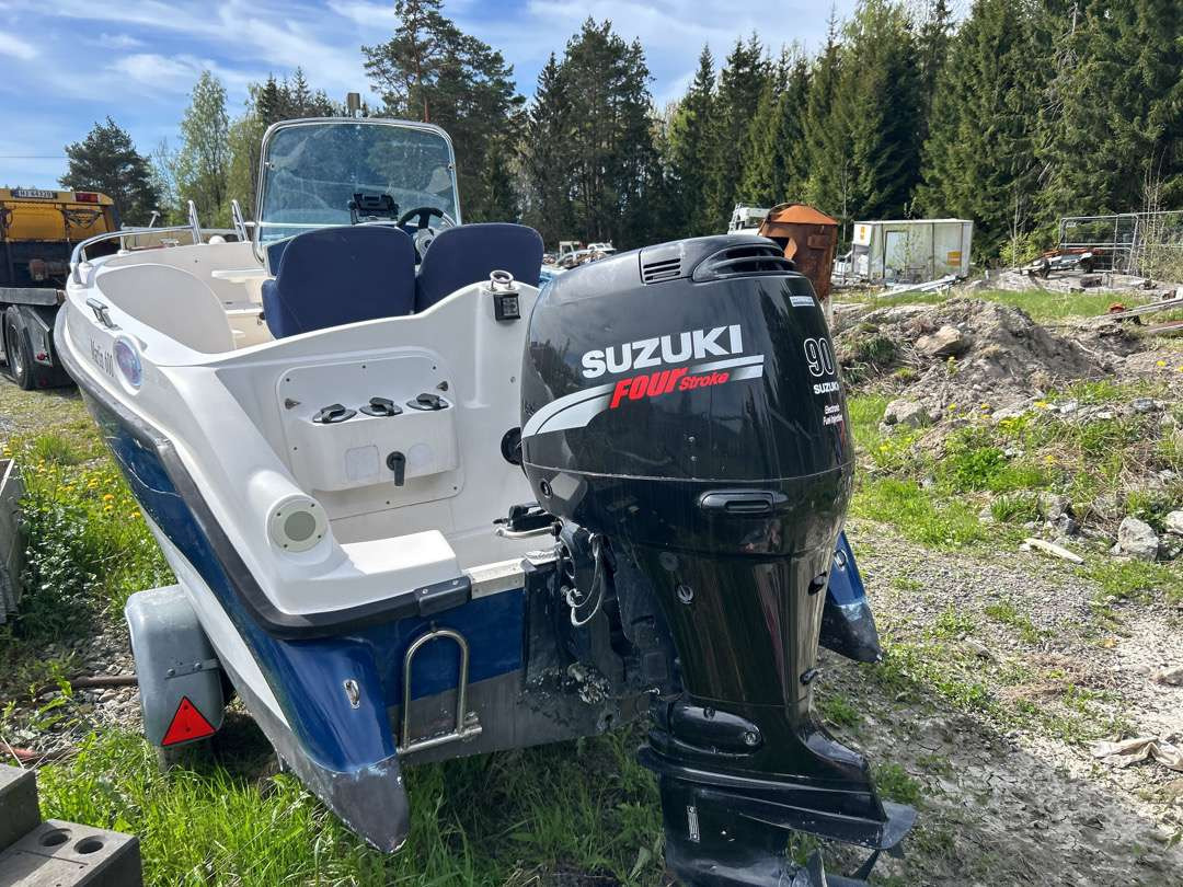 19 fots Båt Viksund Marlin 600 + båtmotor Suzuki 90 Hk - Autre matériel: photos 4 19 fots Båt Viksund Marlin 600 + båtmotor Suzuki 90 Hk - Autre matériel: photos 4