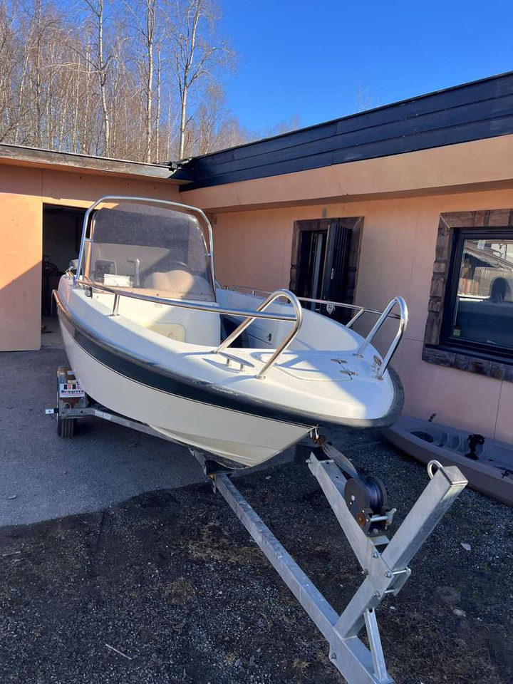 2010 Askeladden 475 FREESTYLE M/50 hk Suzuki 4takt. Registrert henger - Autre matériel: photos 1 2010 Askeladden 475 FREESTYLE M/50 hk Suzuki 4takt. Registrert henger - Autre matériel: photos 1