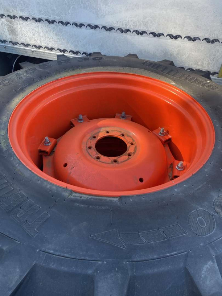 2stk Trelleborg TM600 på felg - Machine agricole: photos 3 2stk Trelleborg TM600 på felg - Machine agricole: photos 3