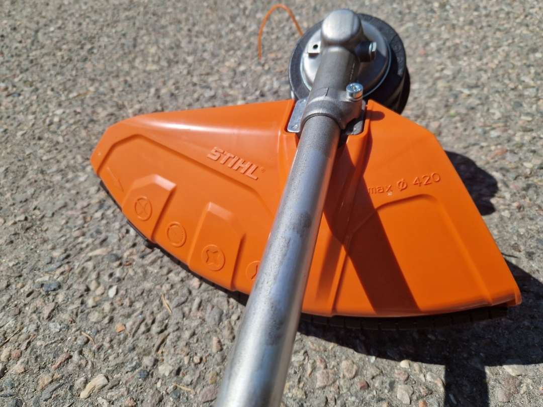 STIHL FSA 130 med AR 3000 ryggsekkbatteri – kraftig og stillegående profftrimmer - Remorque pour moto: photos 2 STIHL FSA 130 med AR 3000 ryggsekkbatteri – kraftig og stillegående profftrimmer - Remorque pour moto: photos 2