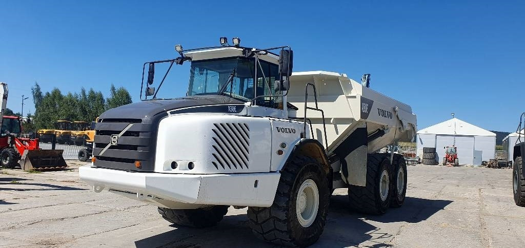 Volvo A 30 E - Tombereau articulé: photos 1 Volvo A 30 E - Tombereau articulé: photos 1