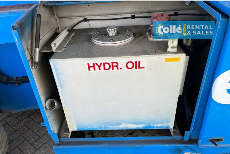Nacelle ciseaux Holland lift M 250 DL 27 | 2003: photos 13 Nacelle ciseaux Holland lift M 250 DL 27 | 2003: photos 13