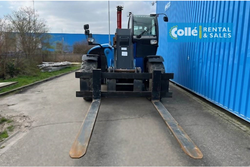 Manitou MHT 10130 | 2016 - Chariot télescopique: photos 4 Manitou MHT 10130 | 2016 - Chariot télescopique: photos 4