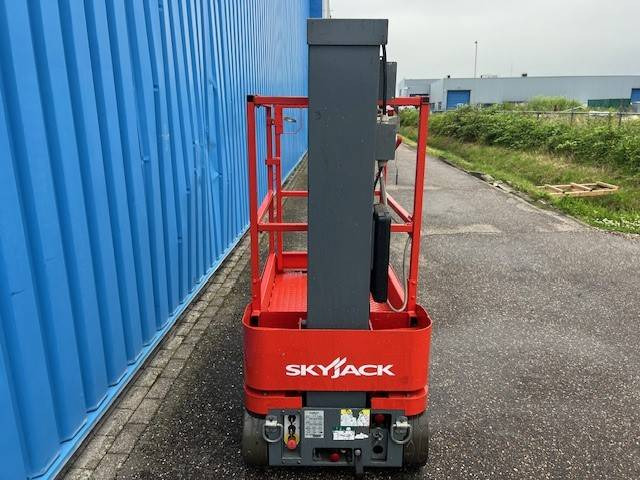 Skyjack SJ 12 | 2013 - Nacelle à mât vertical: photos 5 Skyjack SJ 12 | 2013 - Nacelle à mât vertical: photos 5