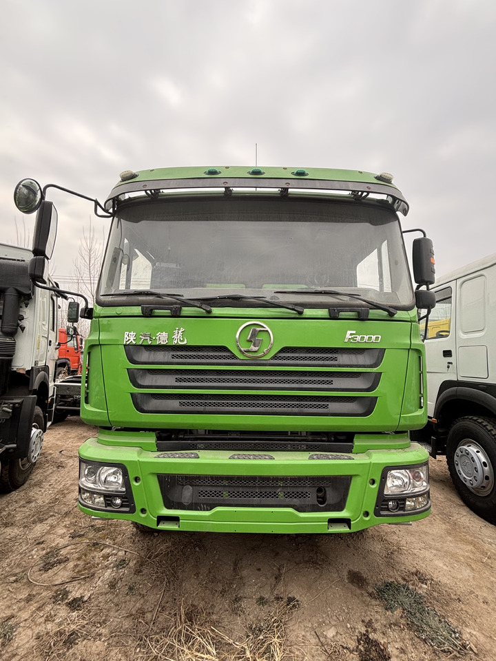 SHACMAN F3000 - Camion citerne: photos 4 SHACMAN F3000 - Camion citerne: photos 4