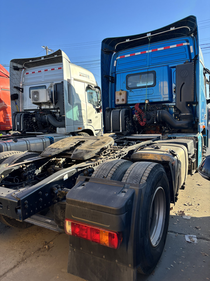 AUMAN - Tracteur routier: photos 3 AUMAN - Tracteur routier: photos 3
