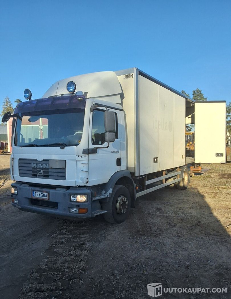 MAN Tgm 15.240, 2008, Diesel, 550 000 h, Leppävirta - Camion: photos 1 MAN Tgm 15.240, 2008, Diesel, 550 000 h, Leppävirta - Camion: photos 1