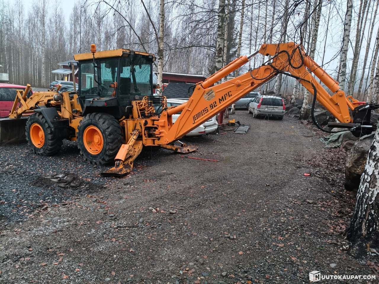 James 92 MPC, 1982 tractor excavator, Leppävirta - Tractopelle: photos 3 James 92 MPC, 1982 tractor excavator, Leppävirta - Tractopelle: photos 3