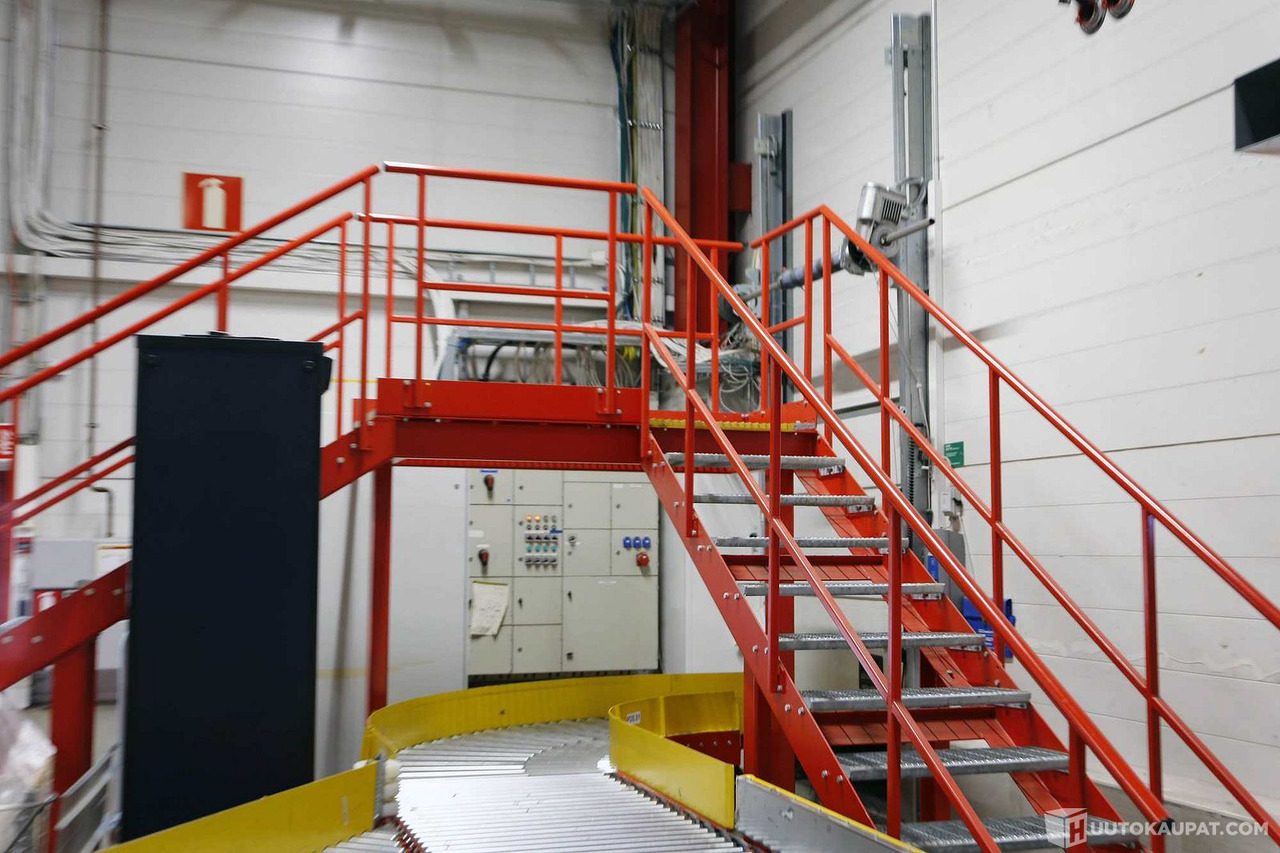 Kahdet teollisuusportaat + taso/ylikulkusilta. LGS6016, Vantaa - Outil/ Équipement: photos 4 Kahdet teollisuusportaat + taso/ylikulkusilta. LGS6016, Vantaa - Outil/ Équipement: photos 4