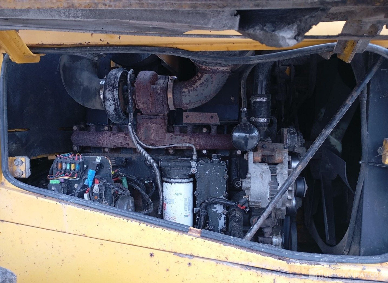 Komatsu WA 380-3H, 1999, Diesel, 15 880 h Pyöräkuormaaja, Leppävirta - Chargeuse sur pneus: photos 5 Komatsu WA 380-3H, 1999, Diesel, 15 880 h Pyöräkuormaaja, Leppävirta - Chargeuse sur pneus: photos 5