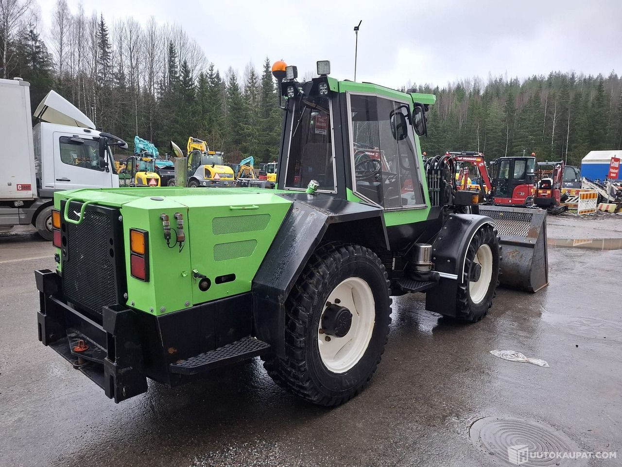 LM TRAC, 680, Kiinteistönhoitokone, Sis alv 25,5%, Nurmijärvi - Chargeuse sur pneus: photos 3 LM TRAC, 680, Kiinteistönhoitokone, Sis alv 25,5%, Nurmijärvi - Chargeuse sur pneus: photos 3