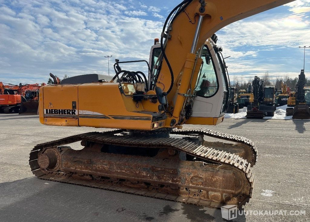 Crédit-bail de  Liebherr 904 / Engcon, Kauha, Rasvari, Lämmitin, 2004, 20 987 h Kaivinkone, Ilmajoki Liebherr 904 / Engcon, Kauha, Rasvari, Lämmitin, 2004, 20 987 h Kaivinkone, Ilmajoki: photos 7