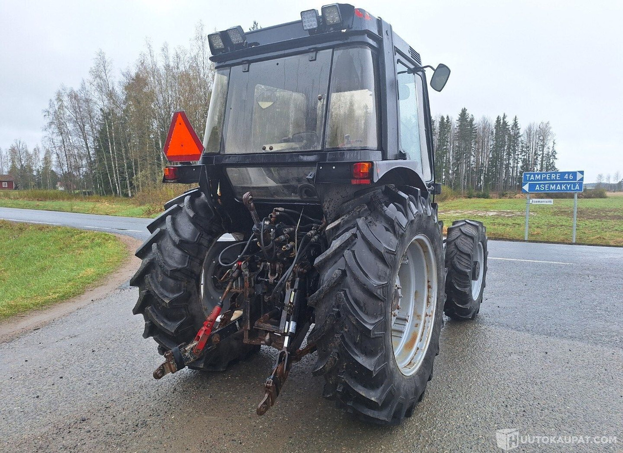 Case IH 885XL, 1988, 4.4 l, Diesel, 7 900 h Traktori, Akaa - Machine agricole: photos 5 Case IH 885XL, 1988, 4.4 l, Diesel, 7 900 h Traktori, Akaa - Machine agricole: photos 5