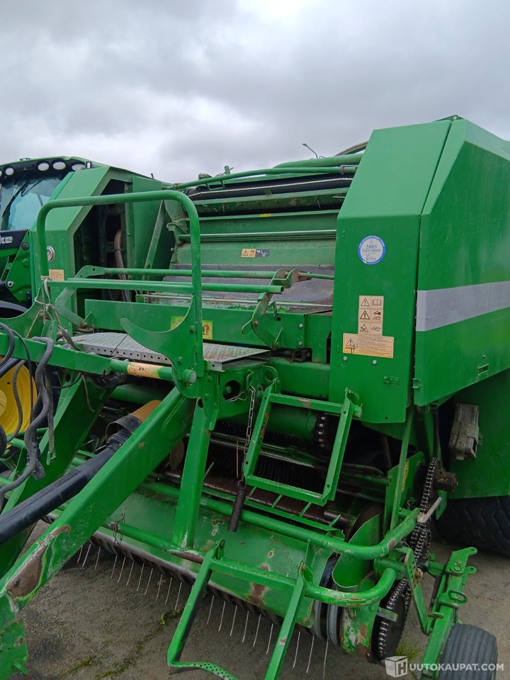 Machine agricole McHale Fusion 1 pyöröpaalain vm 2006, Seinäjoki: photos 6
