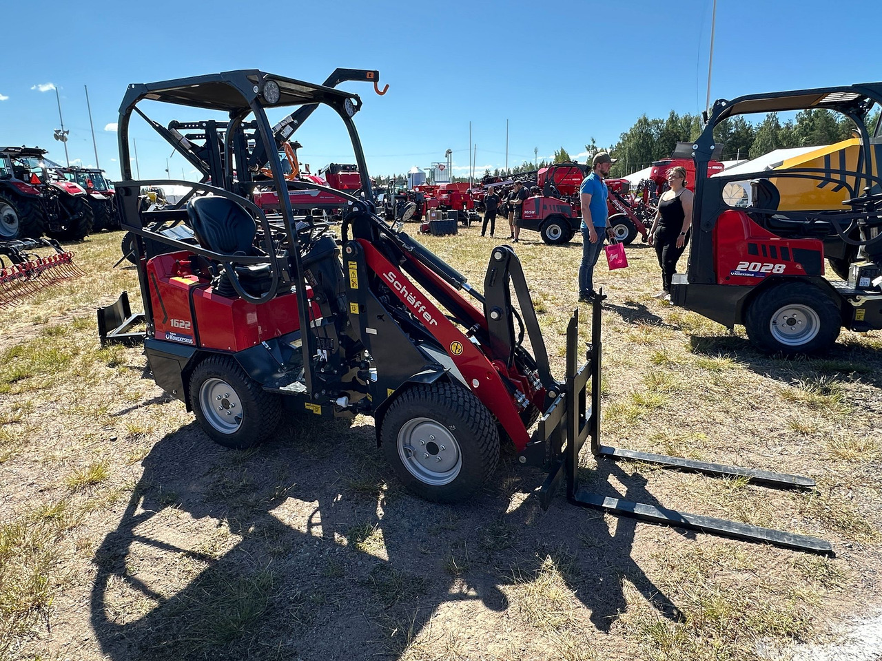 Schäffer 1622FE UUSI, KÄYTTÄMÄTÖN, myydään eniten tarjoavalle!, Oripää - Machine agricole: photos 2 Schäffer 1622FE UUSI, KÄYTTÄMÄTÖN, myydään eniten tarjoavalle!, Oripää - Machine agricole: photos 2