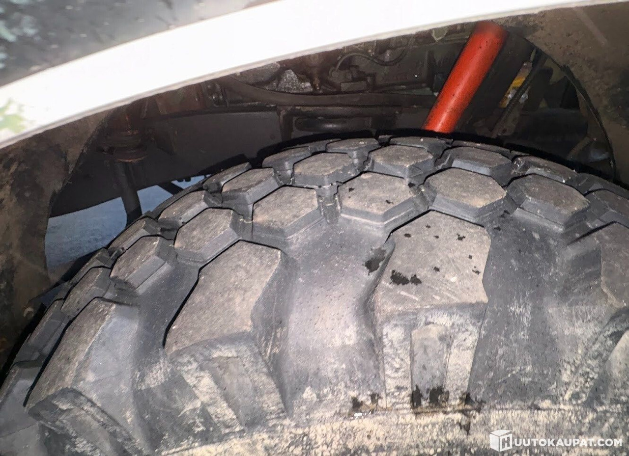 Mercedes-Benz UNIMOG, 5-seat cab, NUMMI crane, 1980, Vihti - Camion benne, Camion grue: photos 5 Mercedes-Benz UNIMOG, 5-seat cab, NUMMI crane, 1980, Vihti - Camion benne, Camion grue: photos 5