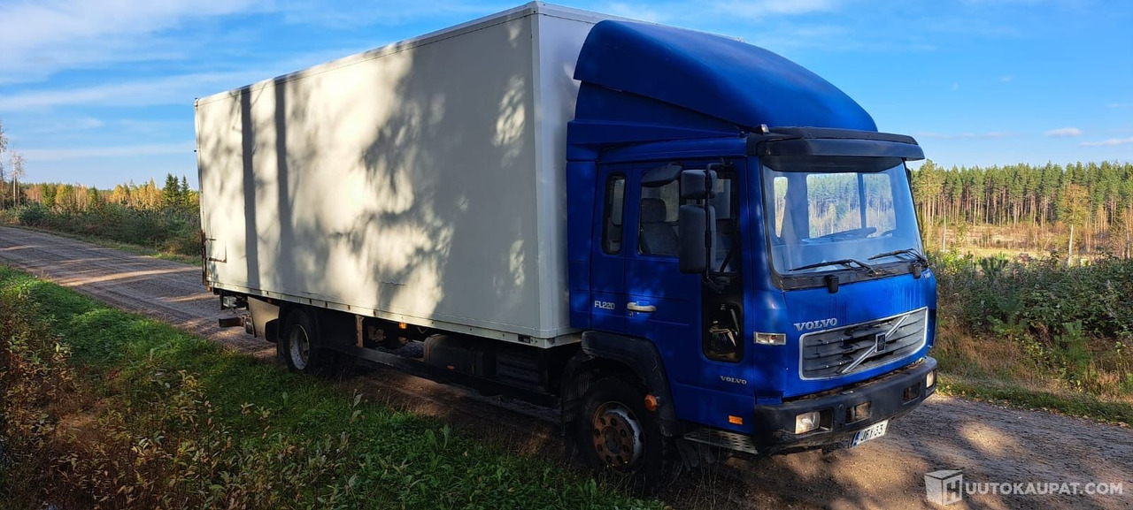 Volvo FL 220, 2000 Umpikorinen kuorma-auto, Kruunupyy - Camion fourgon: photos 2 Volvo FL 220, 2000 Umpikorinen kuorma-auto, Kruunupyy - Camion fourgon: photos 2