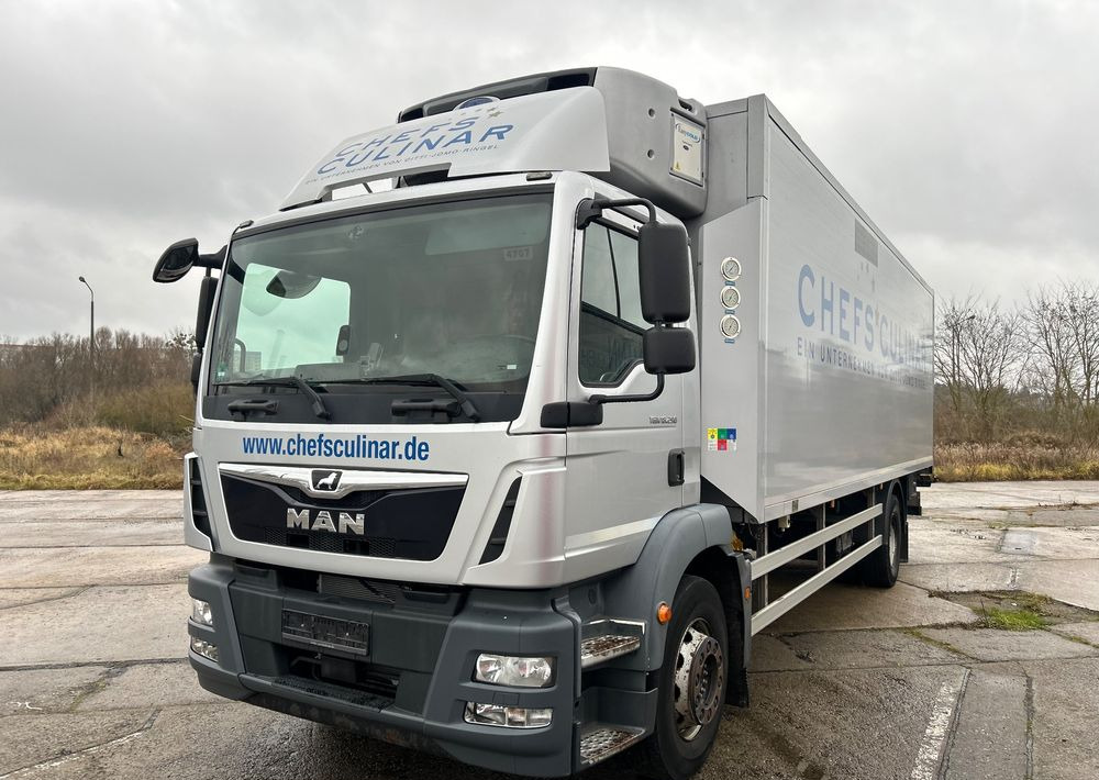 MAN TGM 18.290 2017 Supra 1250 mt z Niemiec / winda Klima webasto Michelin / OKAZJA Carrier TOP - Camion frigorifique: photos 1 MAN TGM 18.290 2017 Supra 1250 mt z Niemiec / winda Klima webasto Michelin / OKAZJA Carrier TOP - Camion frigorifique: photos 1
