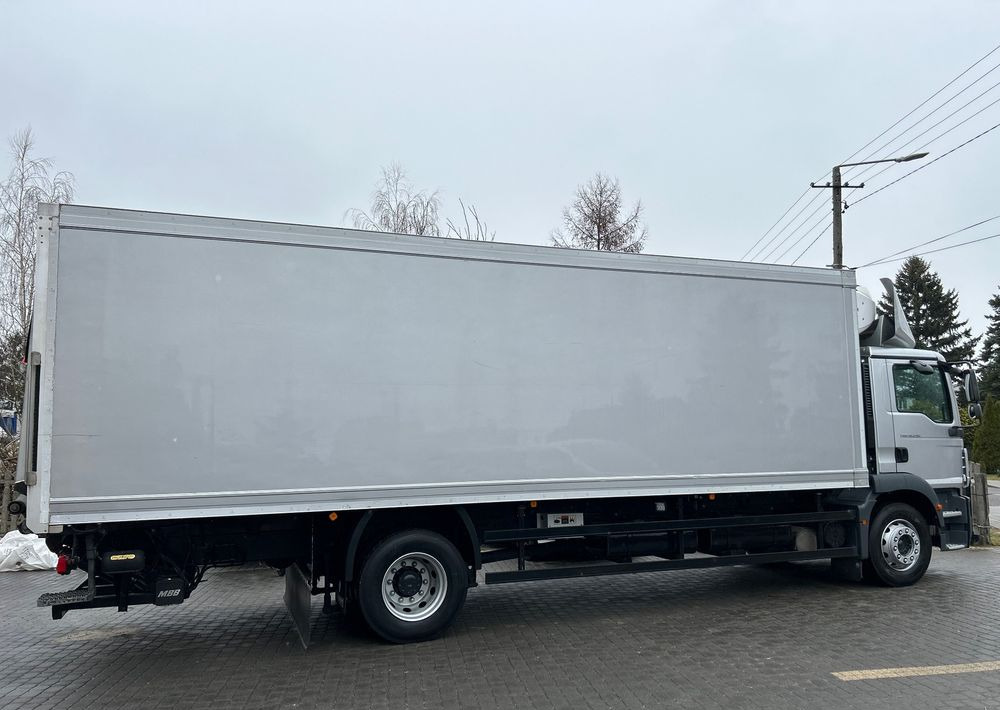 MAN TGM 18.290 TK 1200 R Spectrum THERMO King z Niemiec 8m / 20 palet / winda Klima / OKAZJA - Camion frigorifique: photos 5 MAN TGM 18.290 TK 1200 R Spectrum THERMO King z Niemiec 8m / 20 palet / winda Klima / OKAZJA - Camion frigorifique: photos 5