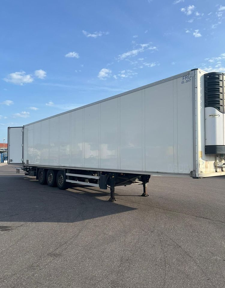 Schmitz Cargobull CARRIER MAXIMA 1300 / WINDA / DOPPEL STOCK / ŚCIANA GRODZIOWA / BELKI / PODNOSZONA OŚ / z Niemiec / TOP STAN 2011/ CARRIER CHŁODNIA CHLODNIA LODÓWKA PODWÓJNY ZAŁADUNEK PIĘTROWA - Semi-remorque frigorifique: photos 1 Schmitz Cargobull CARRIER MAXIMA 1300 / WINDA / DOPPEL STOCK / ŚCIANA GRODZIOWA / BELKI / PODNOSZONA OŚ / z Niemiec / TOP STAN 2011/ CARRIER CHŁODNIA CHLODNIA LODÓWKA PODWÓJNY ZAŁADUNEK PIĘTROWA - Semi-remorque frigorifique: photos 1