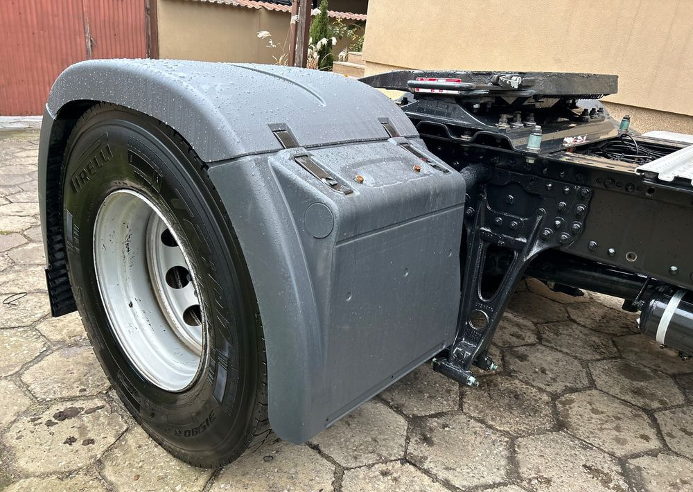 Tracteur routier MAN TGS 18.470 NAUKA JAZDY STANDARD 4x2 / TGX 18.360 400 510 460 500 TOP STAN / ŚWIEŻO SPROWADZONY: photos 13 Tracteur routier MAN TGS 18.470 NAUKA JAZDY STANDARD 4x2 / TGX 18.360 400 510 460 500 TOP STAN / ŚWIEŻO SPROWADZONY: photos 13